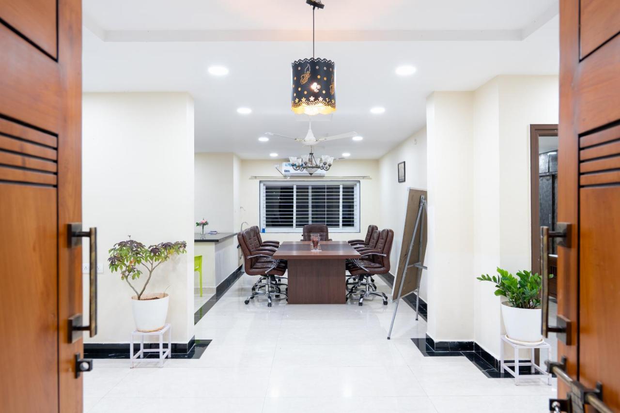 Voila At Nest Hyderabad Exterior foto